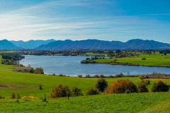Riegsee mit Estergebirge, Wetterstein- und Ammergebirge